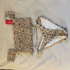 Leaopard print bikini set